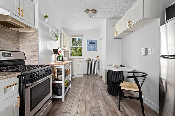 Rented by Brick&Mortar | media 4
