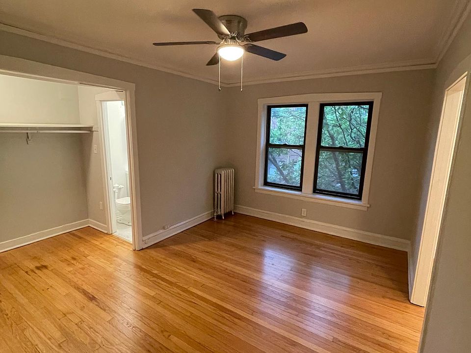 1st image of 4303 N Winchester Ave #2B