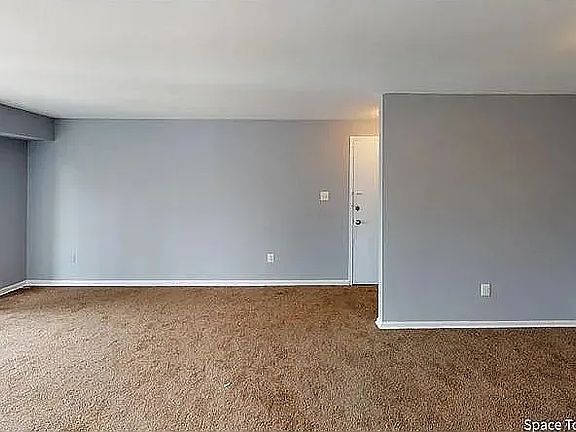 3rd image of 5048 C St SE #3