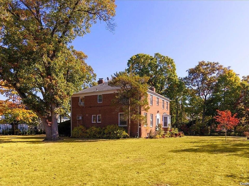 1st image of 272 Oakwood Avenue