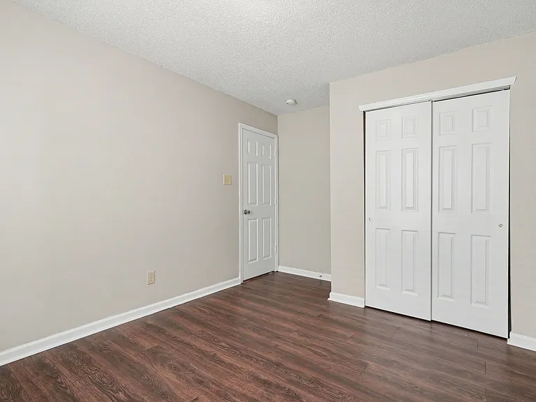836 Chastain Ave — Photo 13