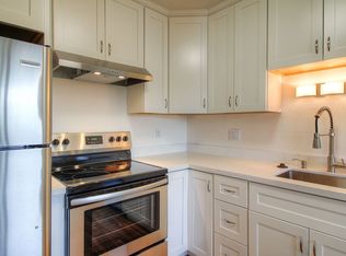 1530 Atlanta Ct APT 14, Santa Rosa, CA 95405