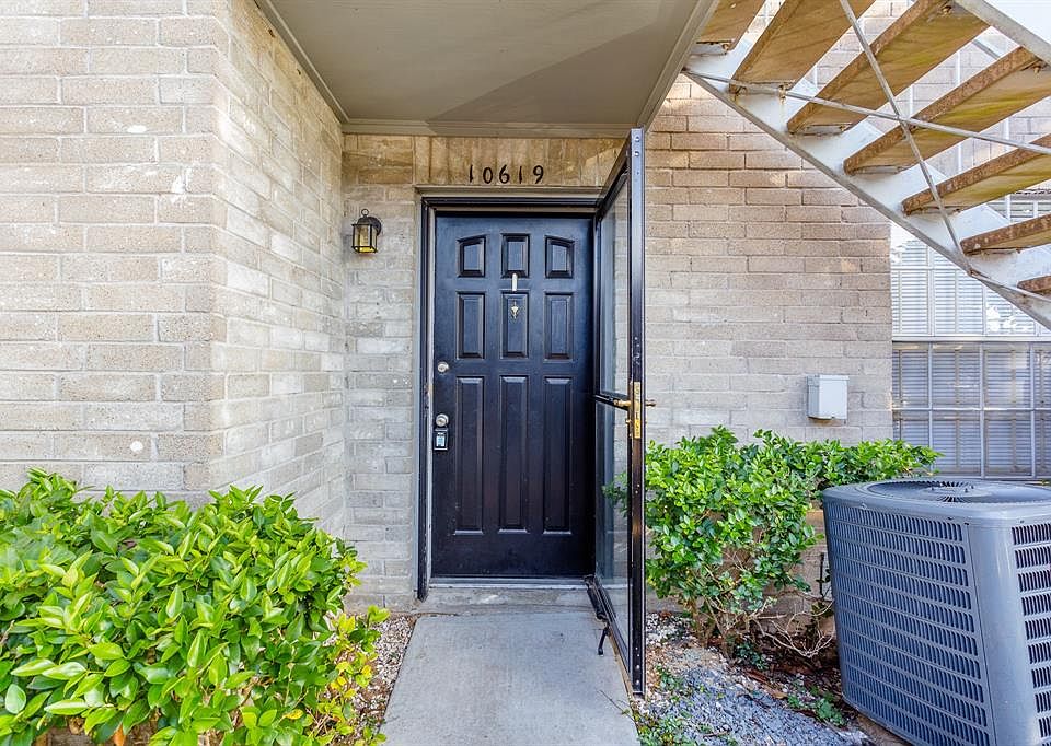 1st image of 10619 Braes Bend Dr