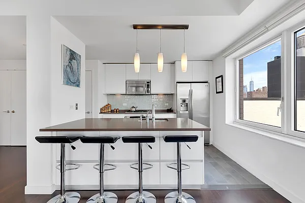 Sold by Compass | media 5