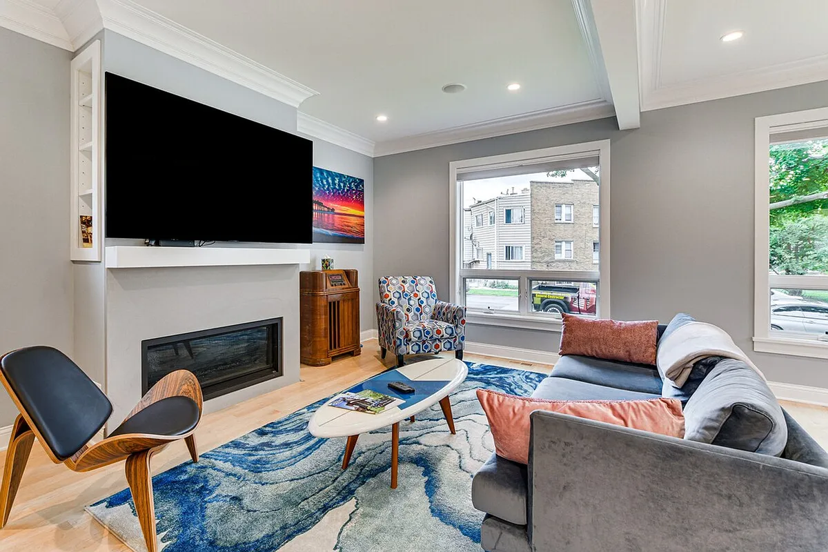 Living Room - 4727 N Kiona Ave #ID1306596P