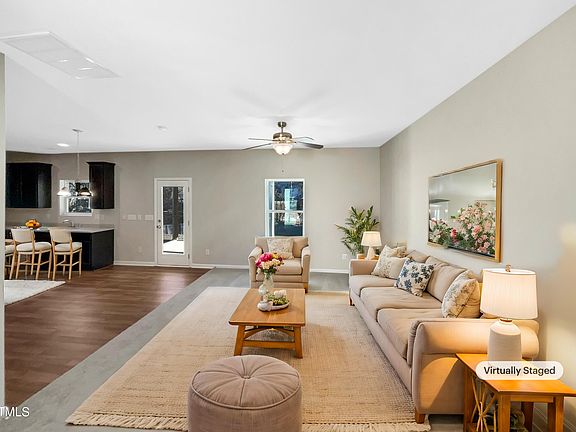 2nd image of 1404 Torrey Pines Ct
