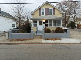 96 Ivy St, East Providence, RI 02914