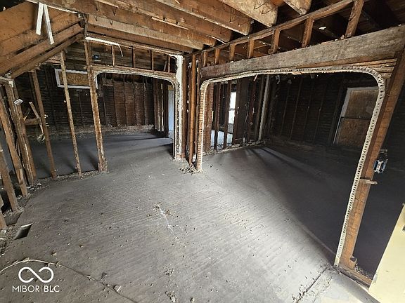 5th image of 124 N Grant Ave