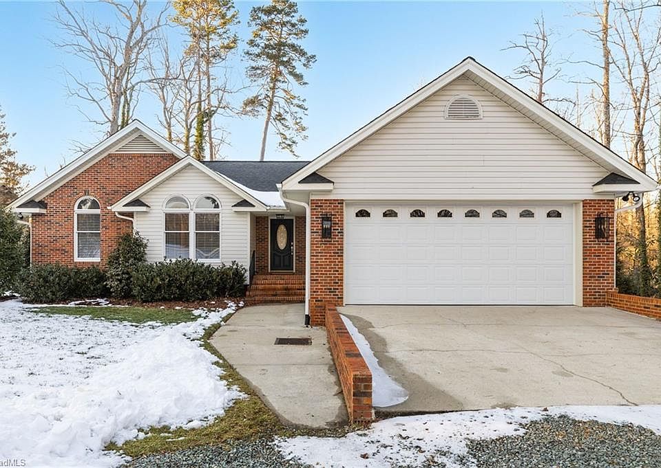 1st image of 1805 Lynwood Dr