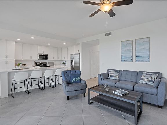 4th image of 14131 Heritage Landing Blvd #833