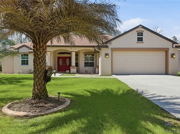 3953 N Buckhorn Dr, Beverly Hills, FL 34465