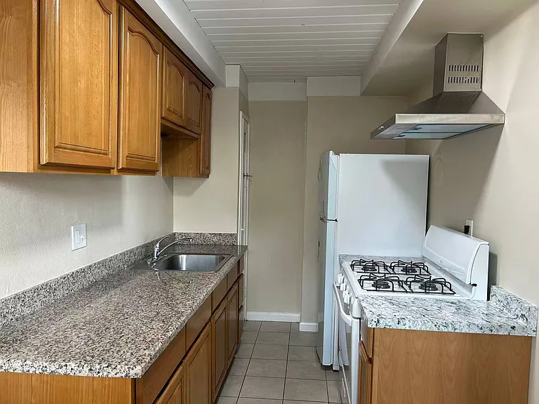 21451 Ocean View Dr #21451 — Photo 7