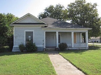 1st image of 1501 N 1st St