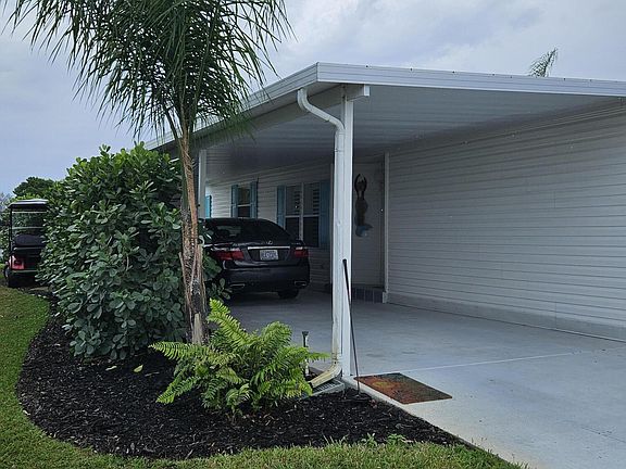 5th image of 8036 Meadowlark Lane