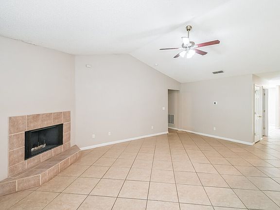 3rd image of 1234 Summerfield Ct