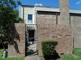 8541 Wilcrest Dr, Houston, TX 77099