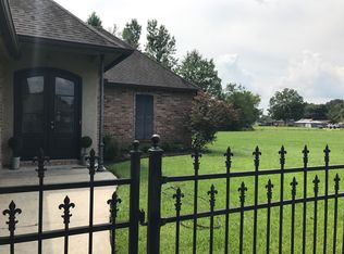 41061 Garden Ct, Gonzales, LA 70737