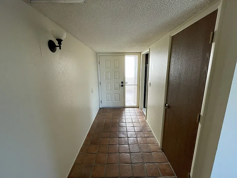 5081 N Camino De La Cumbre — Photo 7