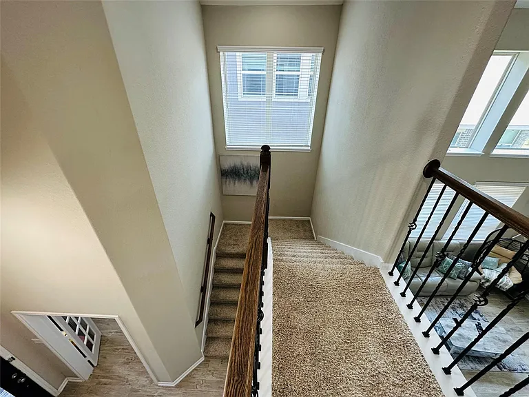 19619 Lake Bosque Dr — Photo 42