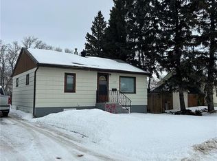1778 13th St W, Prince Albert, SK S6V3K1