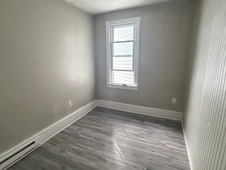 1507 Centre St #3 — Photo 1