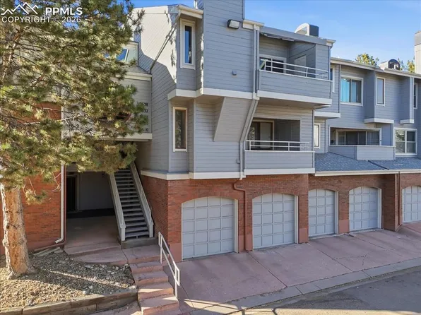 3638 Iguana Dr, Colorado Springs, CO 80910