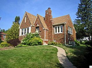 4831 Jay St, Duluth, MN 55804