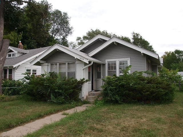 2nd image of 1802 Russell Ave N