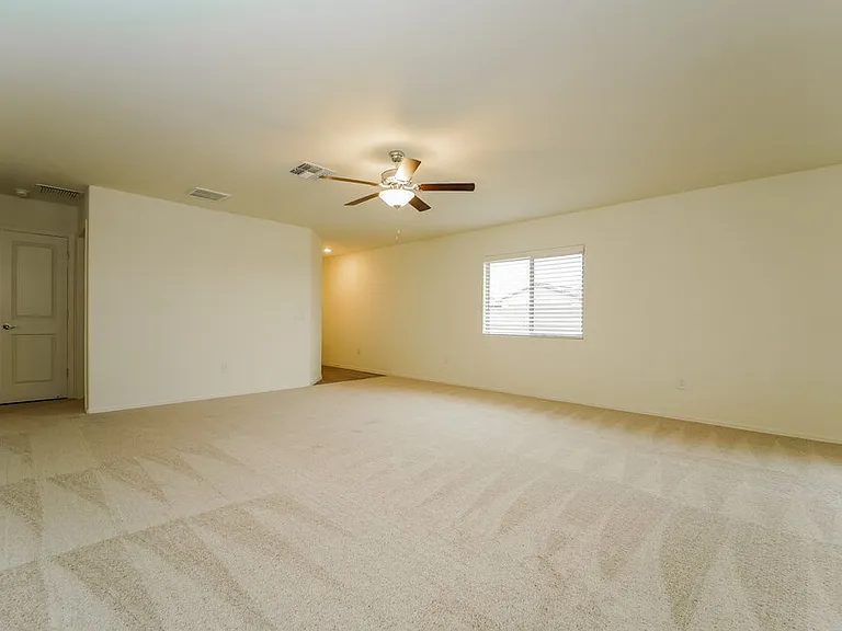 12946 N Ong Dr — Photo 4