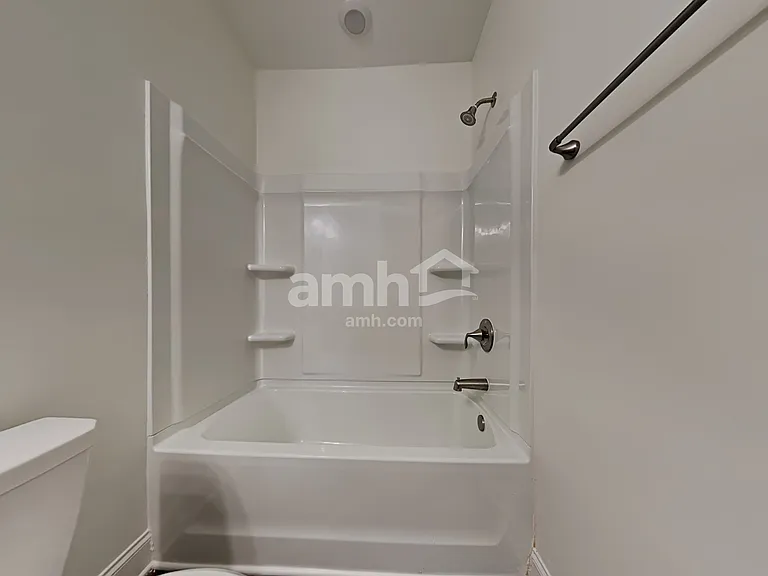5275 Hudson Valley Dr — Photo 19