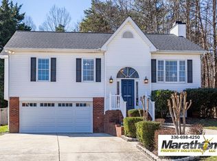 5603 Pinetuck Dr, Greensboro, NC 27407