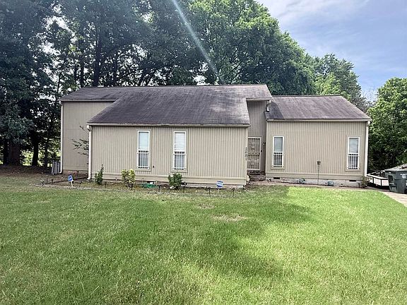 5th image of 2681 Hornbeam Dr