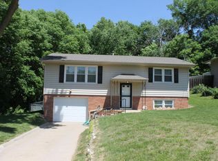 2 Spencer Cir, Council Bluffs, IA 51503