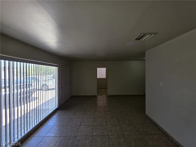 910 Magnolia Ave — Photo 23