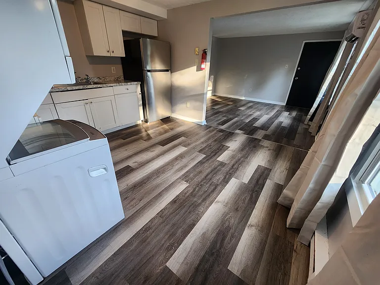 8 Washington St #2B — Photo 4