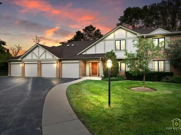 960 Ivy Ln APT A, Deerfield, IL 60015