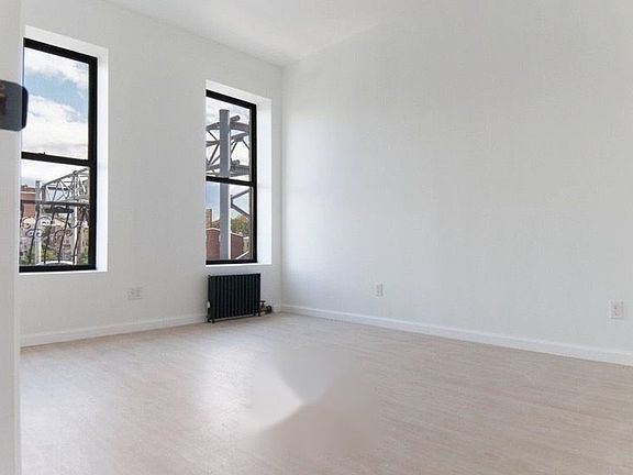 4th image of 4422 3rd Ave #6L