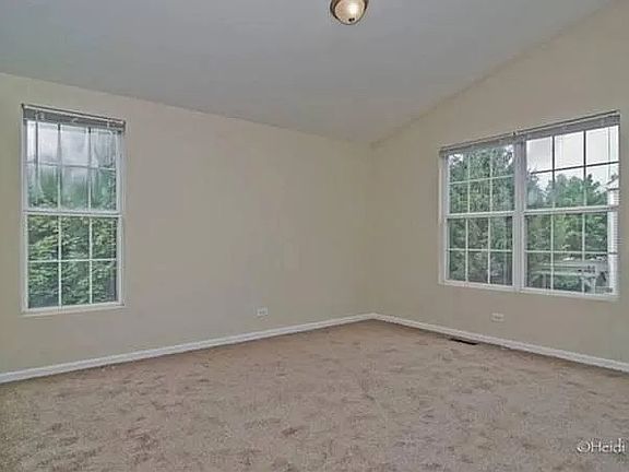 5th image of 1059 Symphony Dr