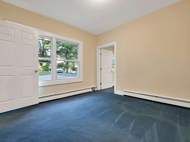 288 S Van Dien Ave #D — Photo 7