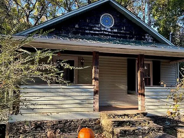 151 W Howard St, Tryon, NC 28782