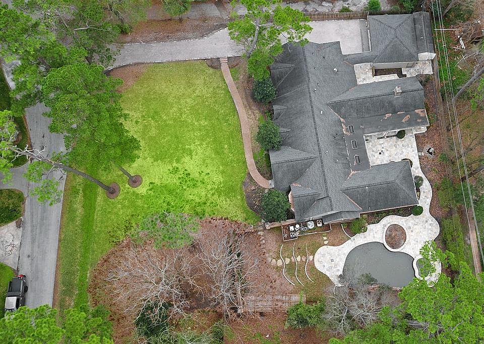 1st image of 111 Paul Revere Dr