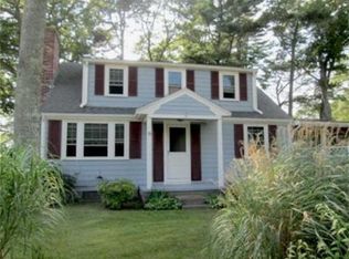 78 Hathaway St, Wareham, MA 02571