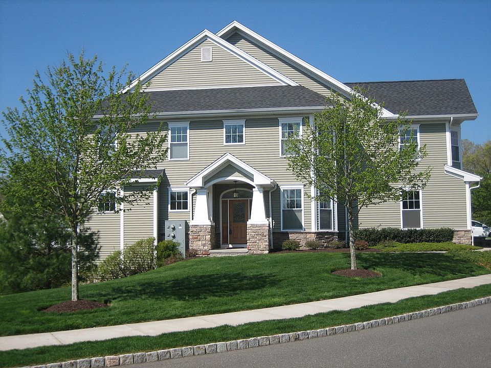 1st image of 43 Tucker St #43