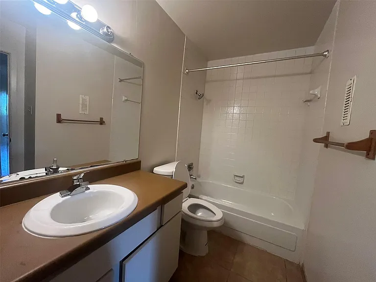 8529 Hearth Dr #34 — Photo 4