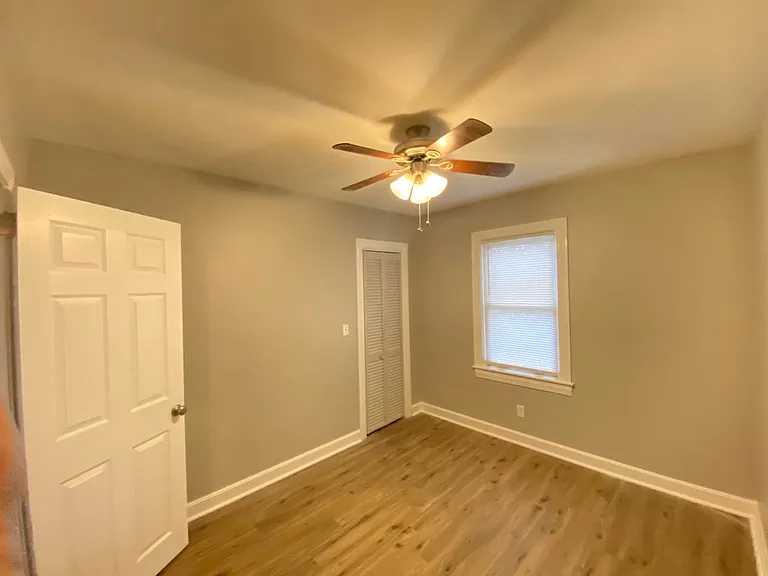 209 Stafford Ave — Photo 7