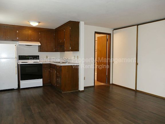 4th image of 3018 NW 85th St APT 11