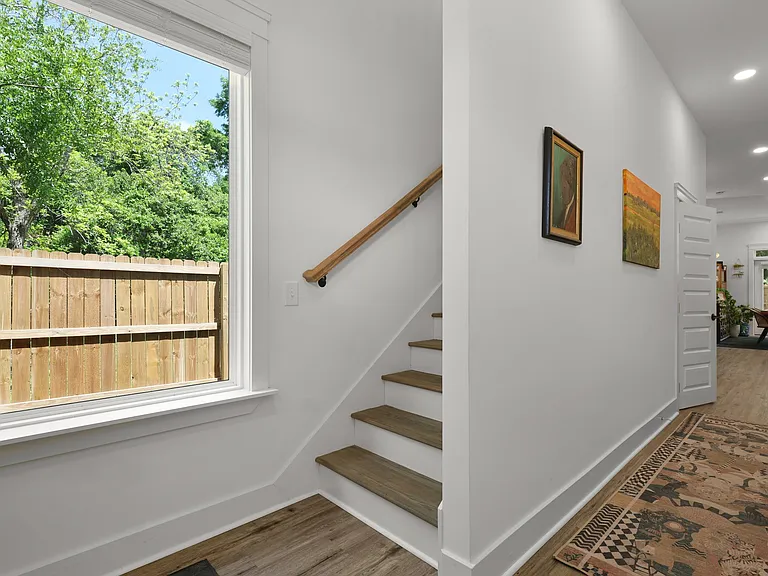 Calvert St — Photo 3