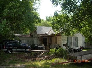 703 S 3rd St, Rogers, AR 72756