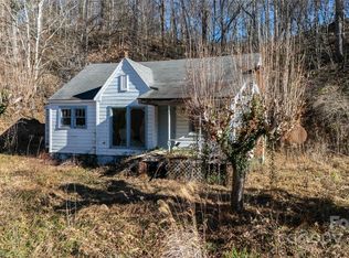 218 Cub Creek Rd, Bakersville, NC 28705