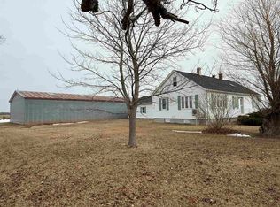 400 Hamilton Rd, Halifax Parish, PE C0B1V0
